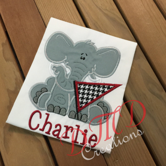 Elephant holding Pennant shirt , Elephant applique shirt - DMDCreations