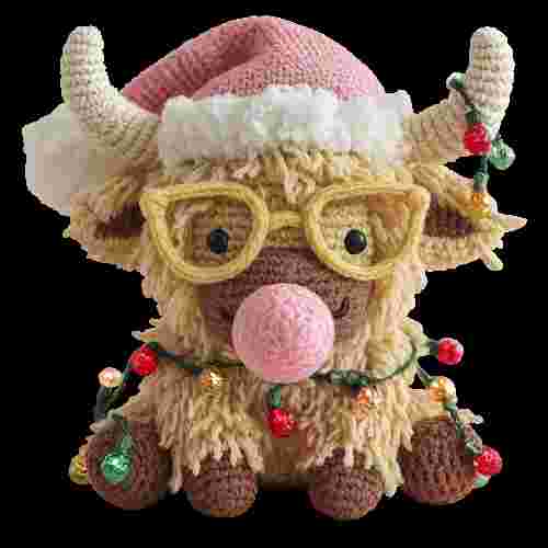 Faux Crochet Highland Cow Blowing Bubble