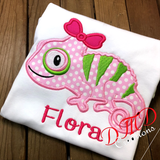 Chameleon with a bow shirt, Cute Girl Chameleon Shirt - DMDCreations